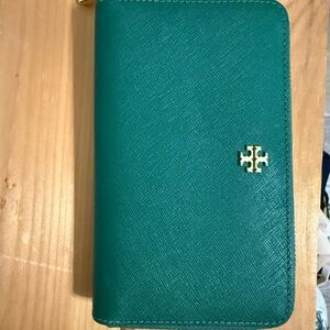 Tory Burch green Saffiano Zip Wallet with Gold Logo